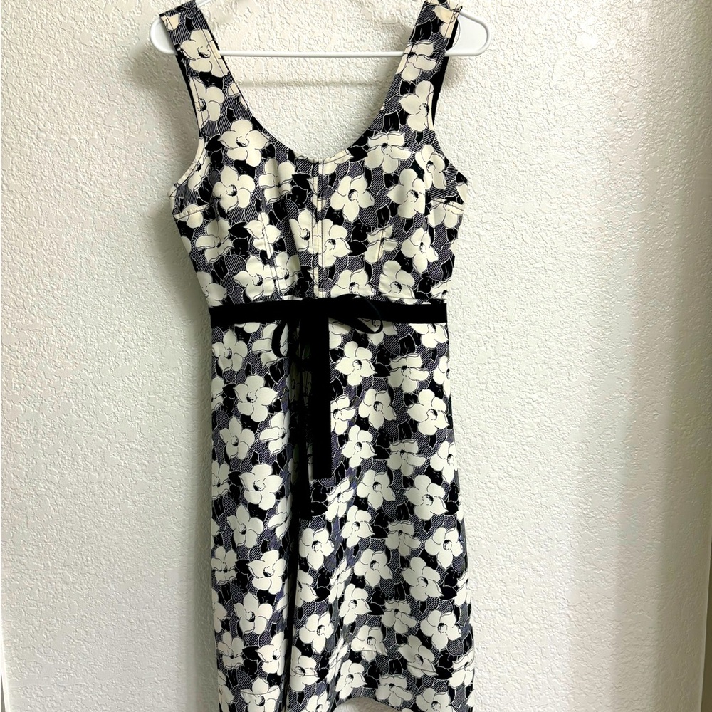 Plenty by Tracey Rose Black and White Floral Dress size 4